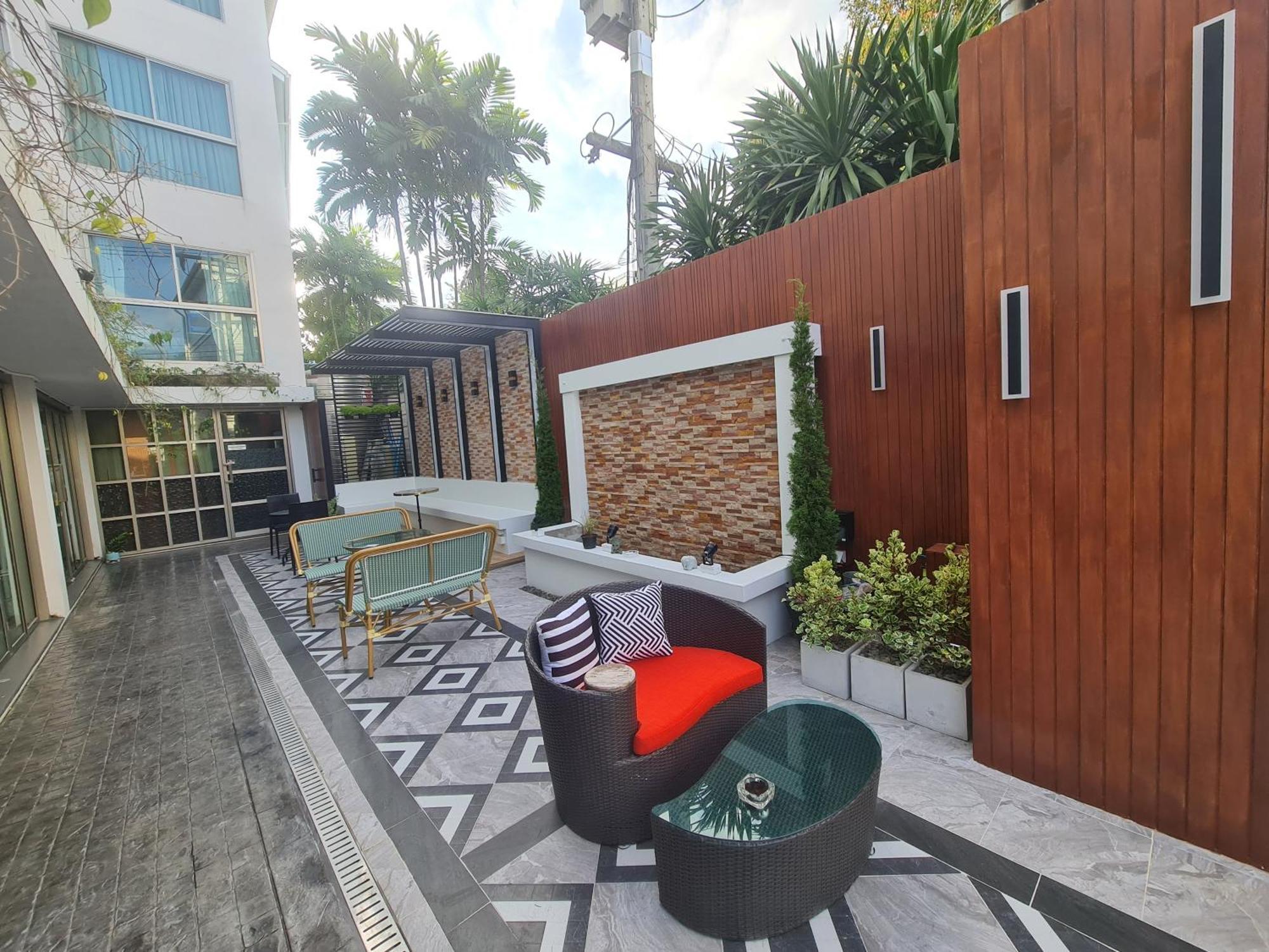 9 Suite Luxury Boutique Hotel Chiang Mai Exterior photo